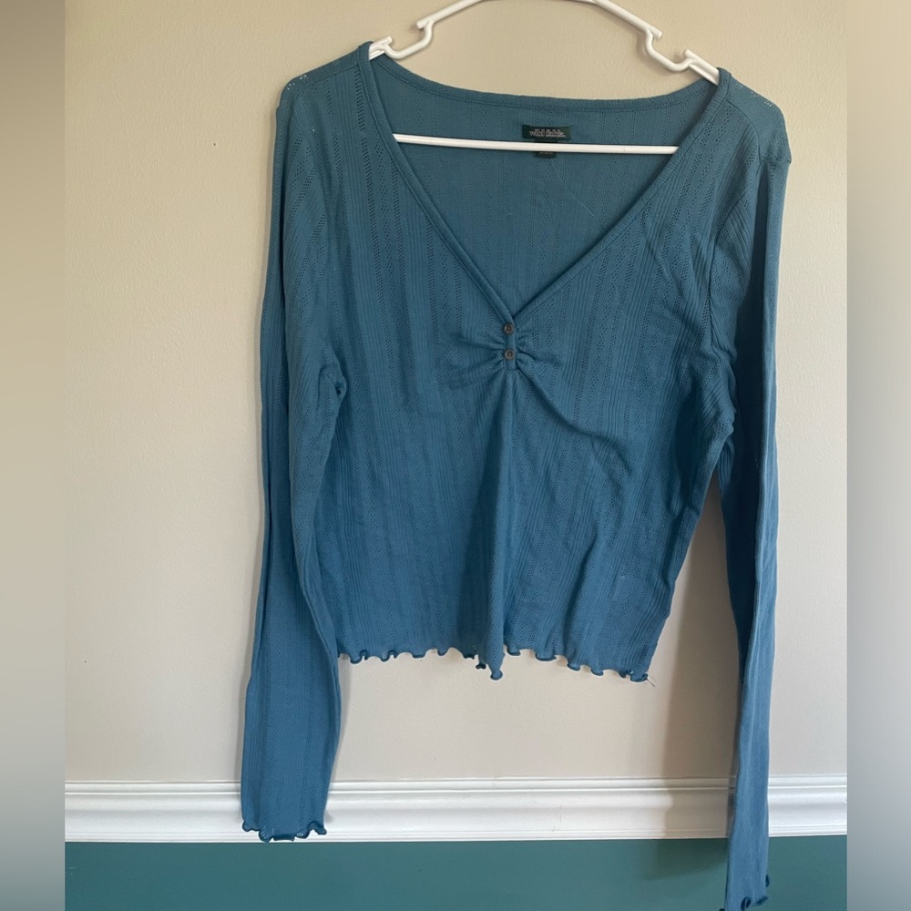 NWOT Wild Fable long sleeve crop top